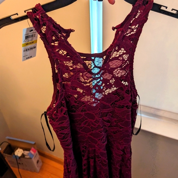 Dresses & Skirts - Wedding guest dress size M